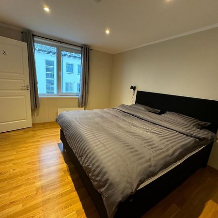 Charming 3-Bedroom Apartment In The Heart Of Kristiansund Exteriör bild
