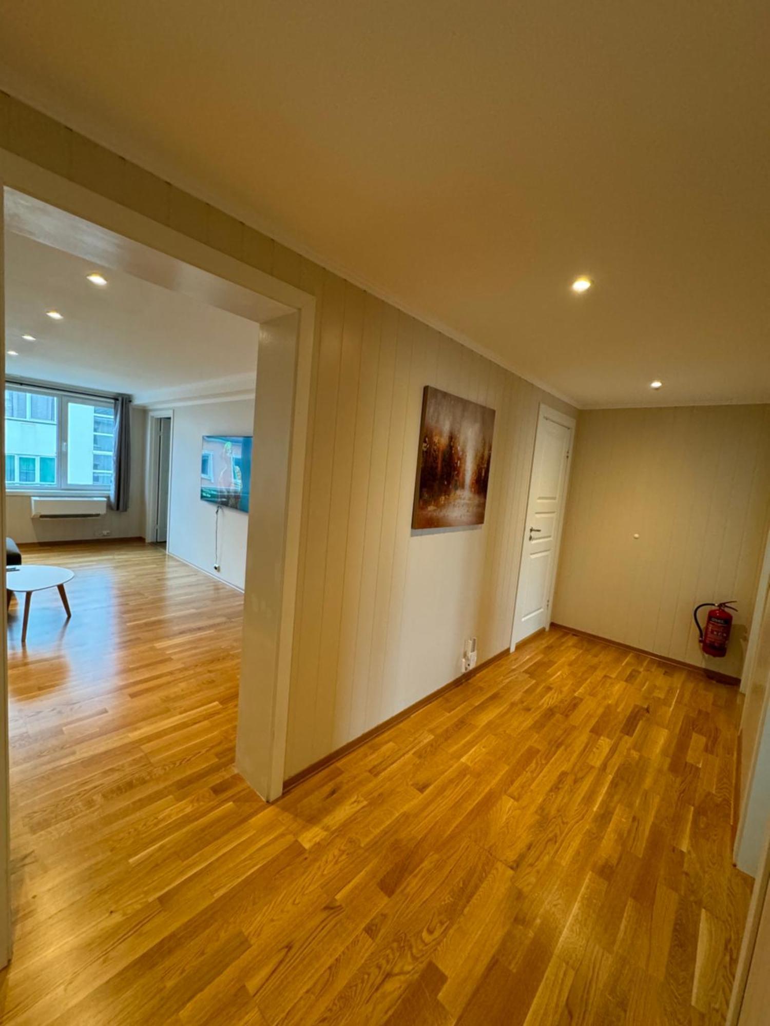 Charming 3-Bedroom Apartment In The Heart Of Kristiansund Exteriör bild