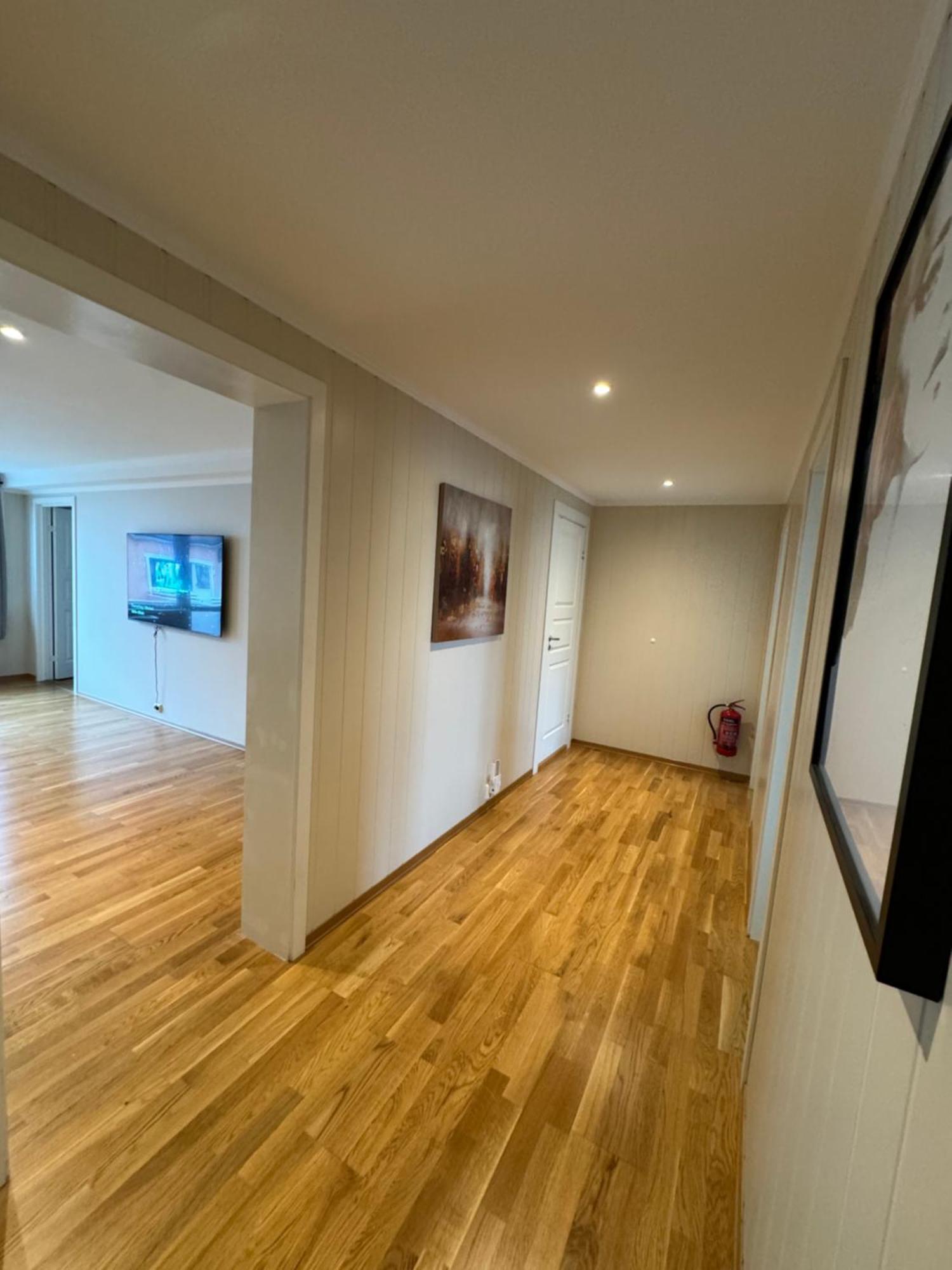 Charming 3-Bedroom Apartment In The Heart Of Kristiansund Exteriör bild