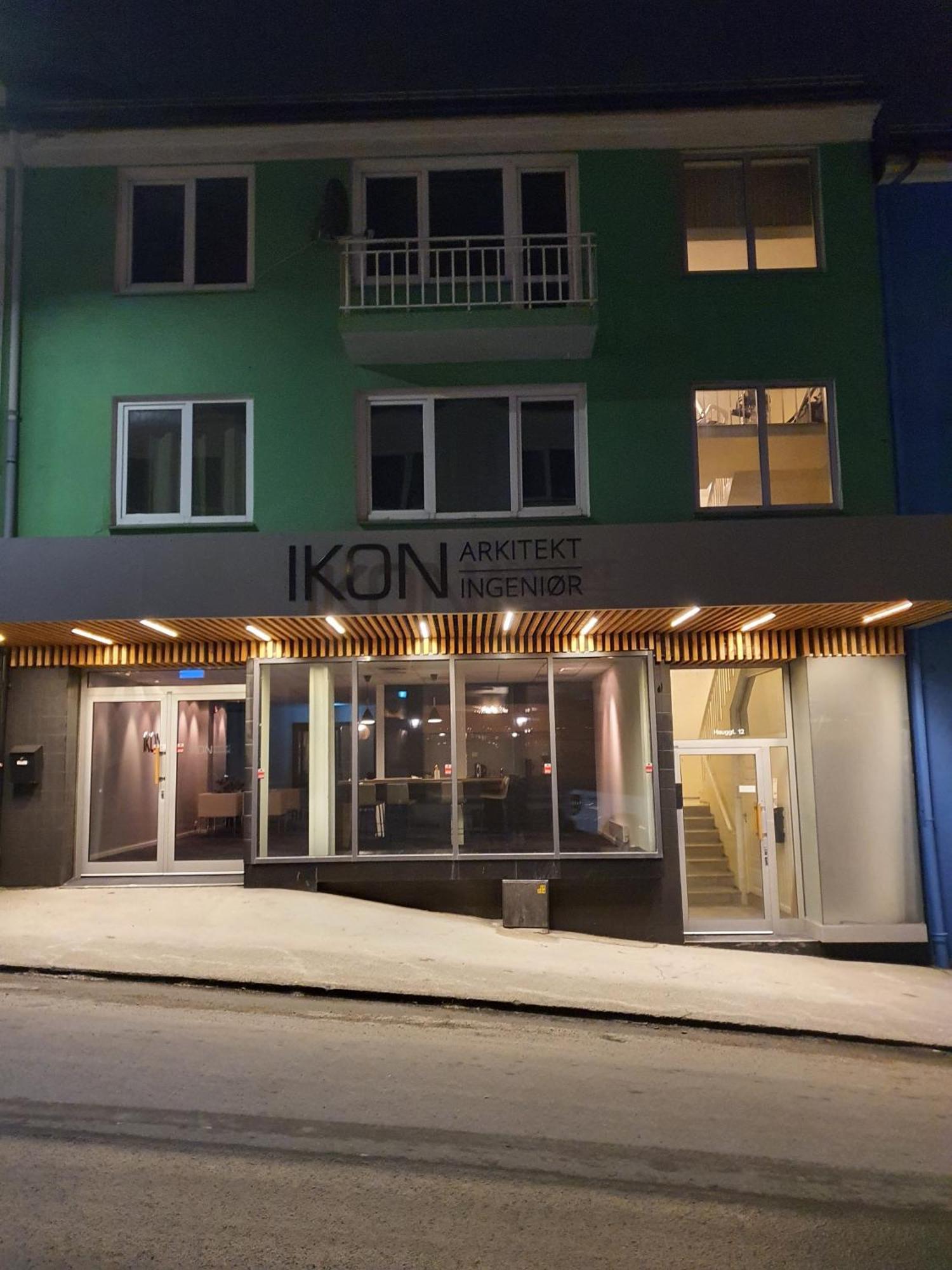 Charming 3-Bedroom Apartment In The Heart Of Kristiansund Exteriör bild