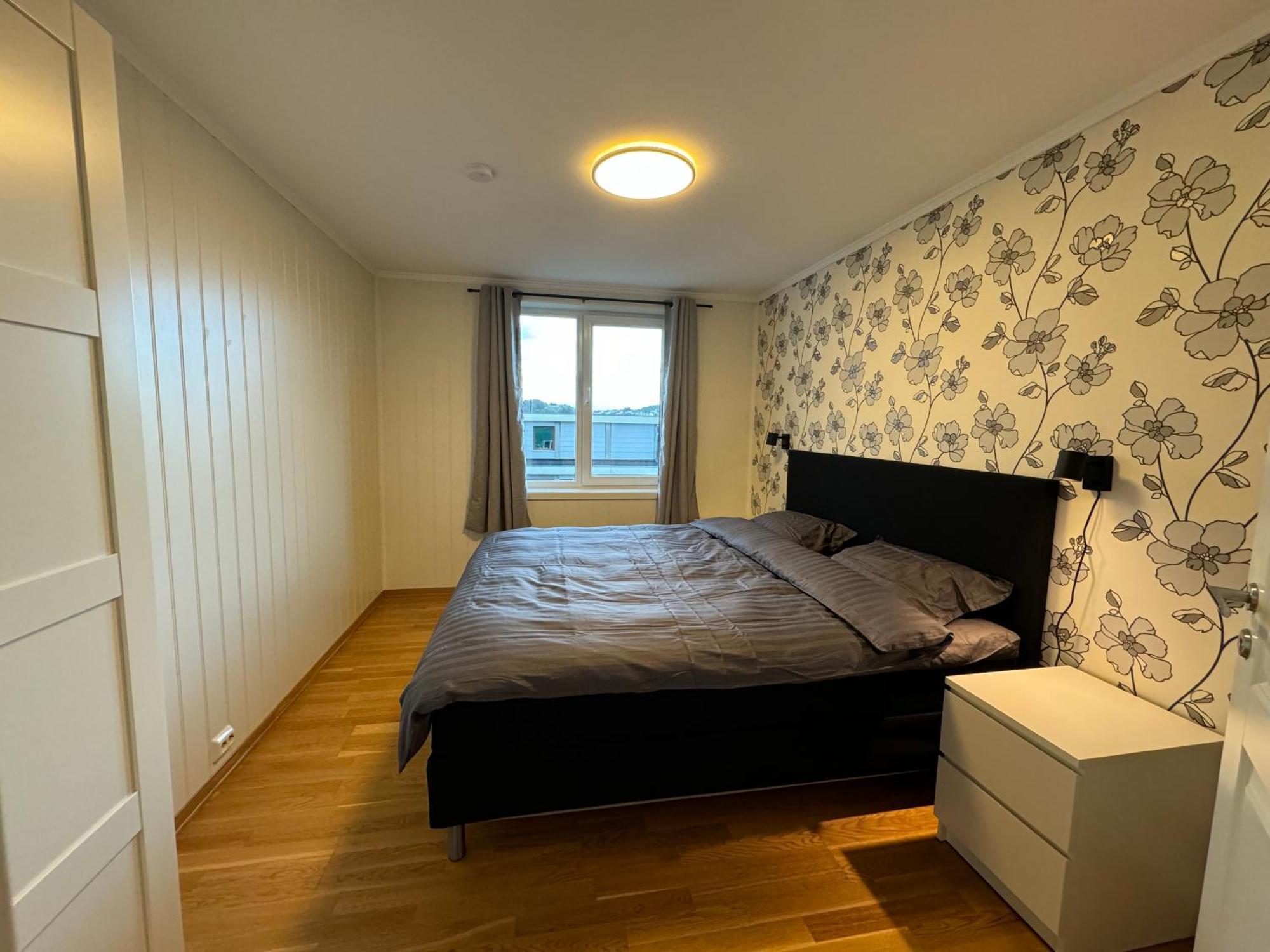 Charming 3-Bedroom Apartment In The Heart Of Kristiansund Exteriör bild