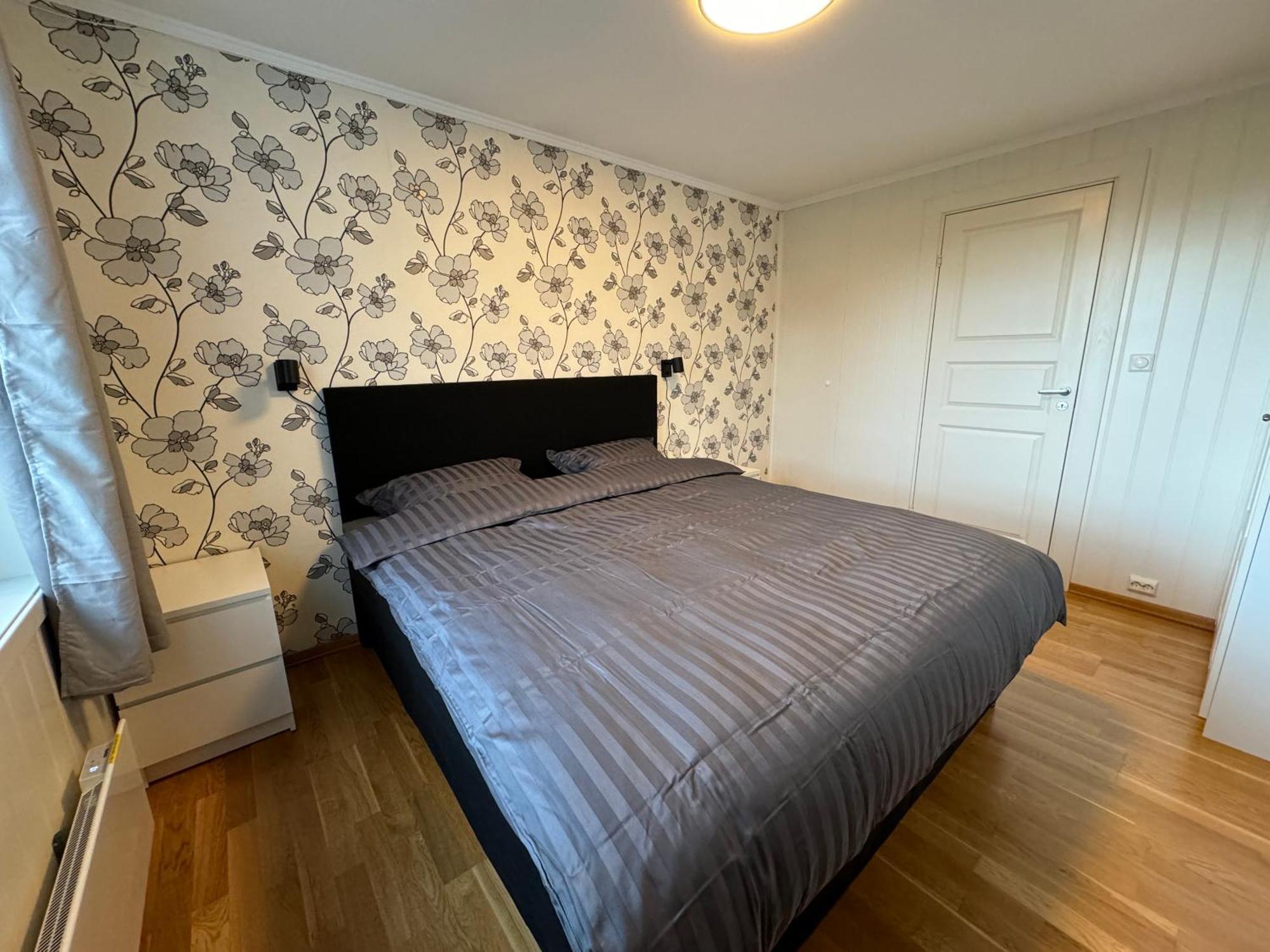 Charming 3-Bedroom Apartment In The Heart Of Kristiansund Exteriör bild
